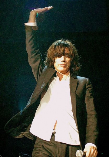 Jean Michel Jarre (Wikipedia)