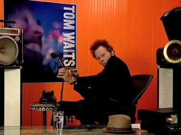 Tom Waits (Tom Waits Private Listening Party - Youtube)
