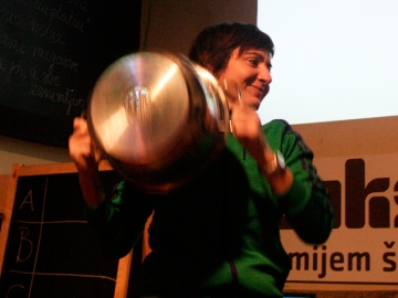 Mima Simić i teća (Foto: Walter Thompson)