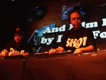 Renagades of Rhythm - DJ Shadow i Cut Chemist u Tvornici (Foto: Zoran Stajčić)