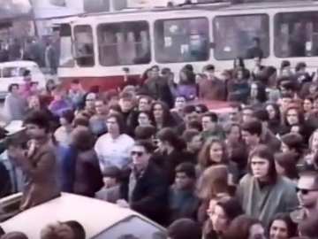 Ispred kamiona: Beograd 8. ožujka 1992. 