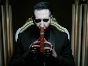 Marilyn Manson u novom spotu 'Say10'