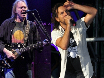 Neil Young i Eddie Vedder (Foto: Wikipedia)