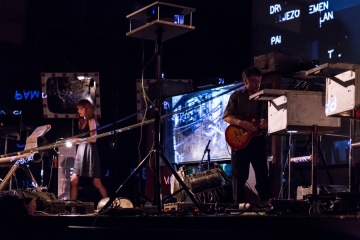 Noise koncert prvog šahtofonskog benda u Kinu SC (Foto: Ivan Gundić)
