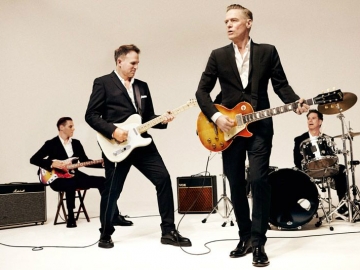 Bryan Adams